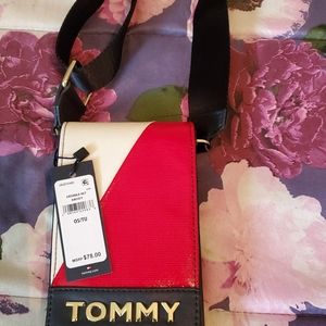 Tommy hilfiger crossbody